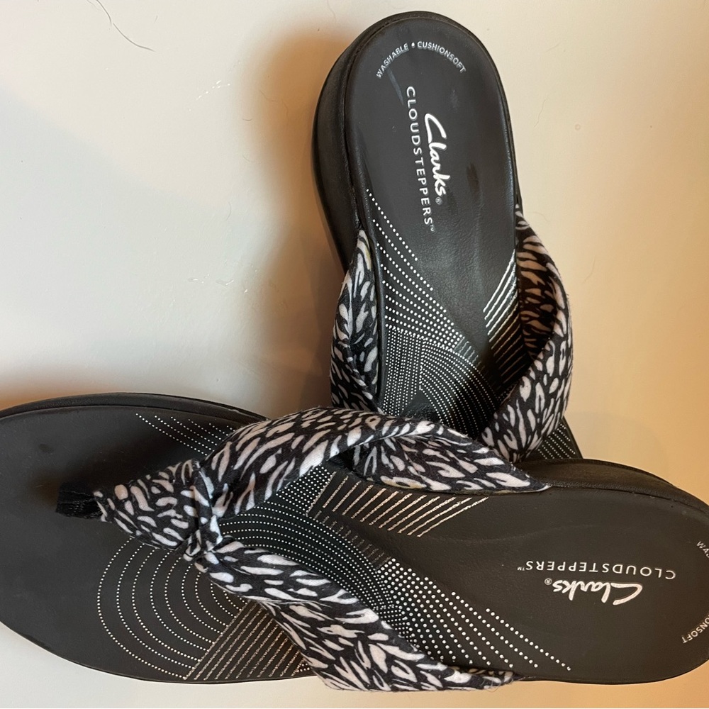 Clark’s woman’s Arla Glison Flip Flop